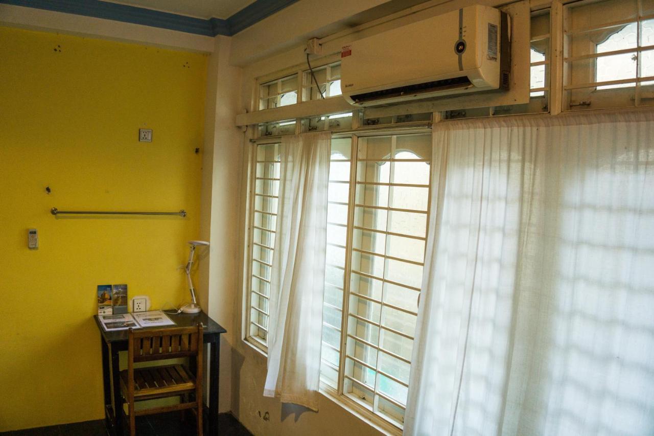 Hostel9 Yangón Exterior foto